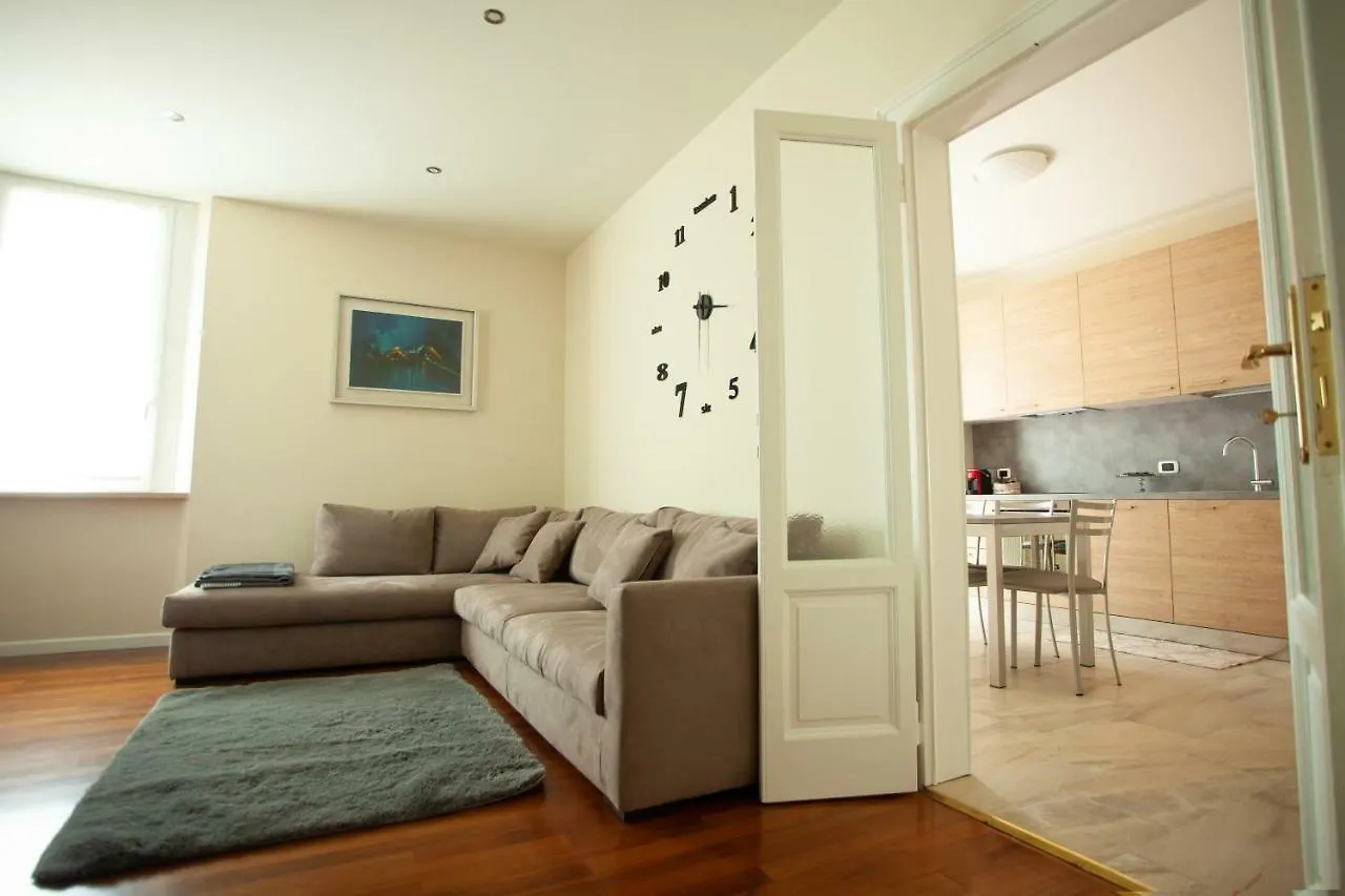 Villa Moiacchina Luxury Home Bevera  0*, Bevera (Lombardia)